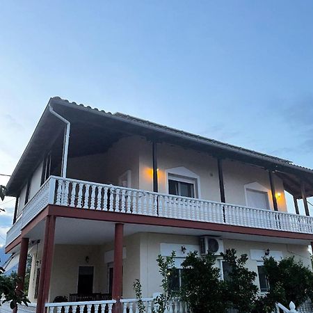 Athina'S House Apartment Ксанти Екстериор снимка